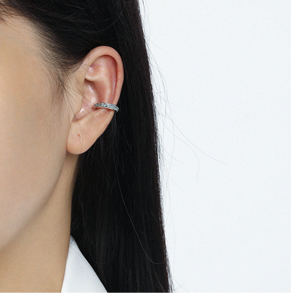 The Wave Enamel Ear Cuff